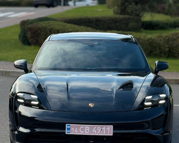 Черный Порше Тайкан, объемом двигателя 0 л и пробегом 18 тыс. км за 45900 $, фото 1 на Automoto.ua