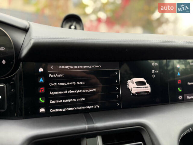 Чорний Порше Тайкан, об'ємом двигуна 0 л та пробігом 33 тис. км за 88900 $, фото 68 на Automoto.ua