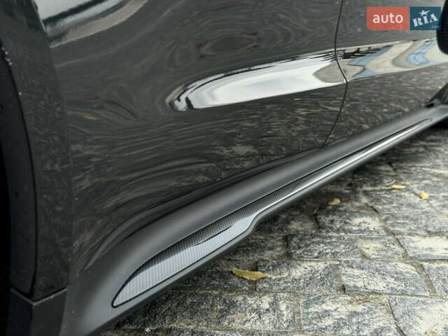 Чорний Порше Тайкан, об'ємом двигуна 0 л та пробігом 33 тис. км за 88900 $, фото 38 на Automoto.ua