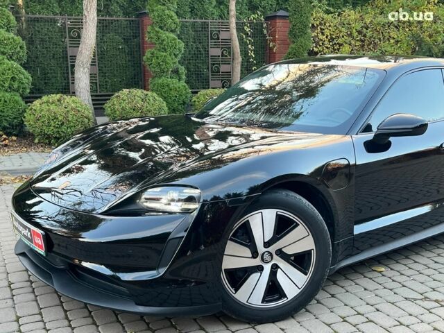 Черный Порше Тайкан, объемом двигателя 0 л и пробегом 41 тыс. км за 49980 $, фото 5 на Automoto.ua