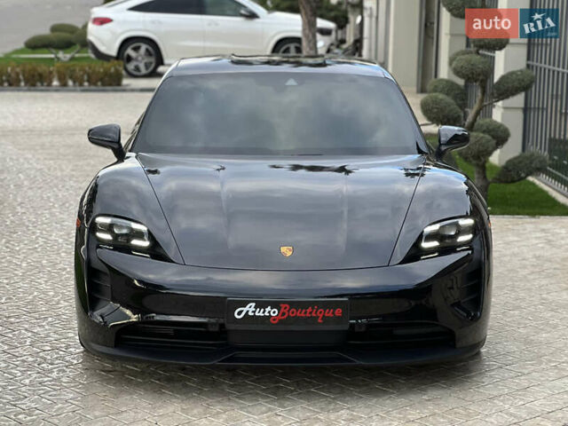 Черный Порше Тайкан, объемом двигателя 0 л и пробегом 9 тыс. км за 78000 $, фото 1 на Automoto.ua