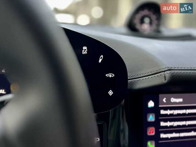 Черный Порше Тайкан, объемом двигателя 0 л и пробегом 9 тыс. км за 78000 $, фото 43 на Automoto.ua