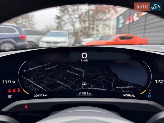 Черный Порше Тайкан, объемом двигателя 0 л и пробегом 20 тыс. км за 129900 $, фото 18 на Automoto.ua