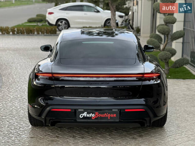 Черный Порше Тайкан, объемом двигателя 0 л и пробегом 9 тыс. км за 78000 $, фото 12 на Automoto.ua
