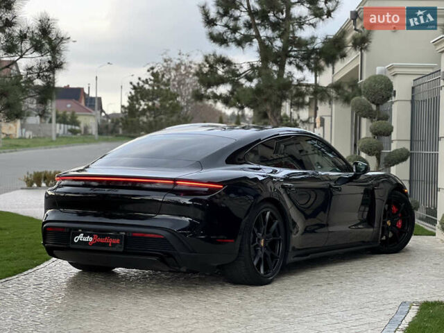 Черный Порше Тайкан, объемом двигателя 0 л и пробегом 9 тыс. км за 78000 $, фото 16 на Automoto.ua