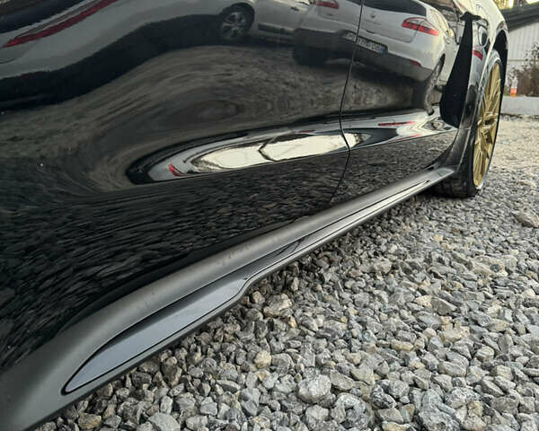 Черный Порше Тайкан, объемом двигателя 0 л и пробегом 40 тыс. км за 88500 $, фото 12 на Automoto.ua