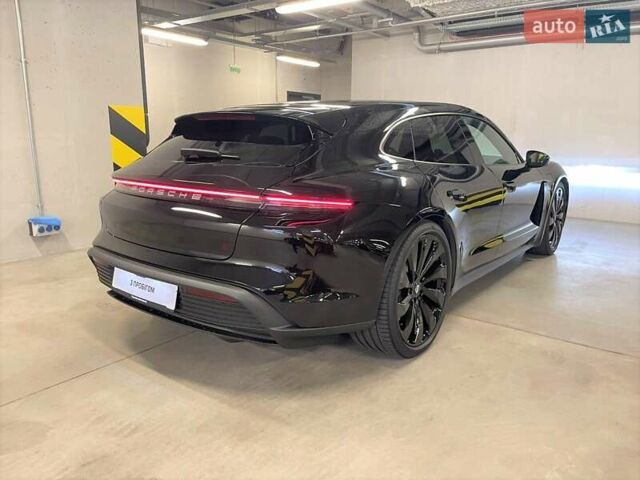Черный Порше Тайкан, объемом двигателя 0 л и пробегом 43 тыс. км за 70000 $, фото 6 на Automoto.ua