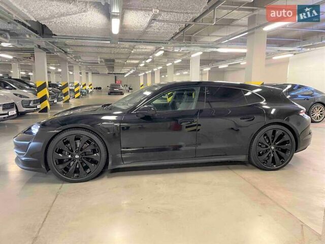 Черный Порше Тайкан, объемом двигателя 0 л и пробегом 43 тыс. км за 70000 $, фото 1 на Automoto.ua