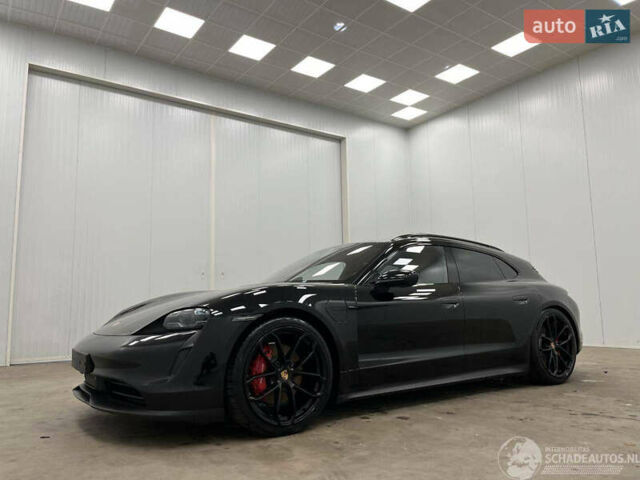 Черный Порше Тайкан, объемом двигателя 0 л и пробегом 32 тыс. км за 88000 $, фото 5 на Automoto.ua