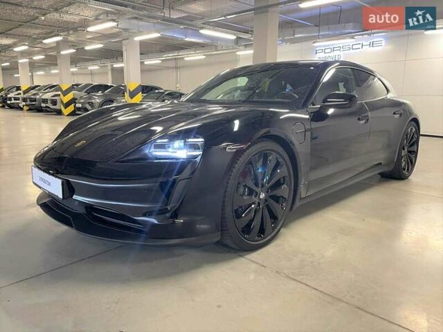 Черный Порше Тайкан, объемом двигателя 0 л и пробегом 43 тыс. км за 70000 $, фото 4 на Automoto.ua