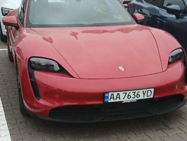 Красный Порше Тайкан, объемом двигателя 0 л и пробегом 32 тыс. км за 45000 $, фото 3 на Automoto.ua
