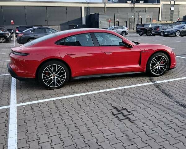 Красный Порше Тайкан, объемом двигателя 0 л и пробегом 32 тыс. км за 45000 $, фото 11 на Automoto.ua