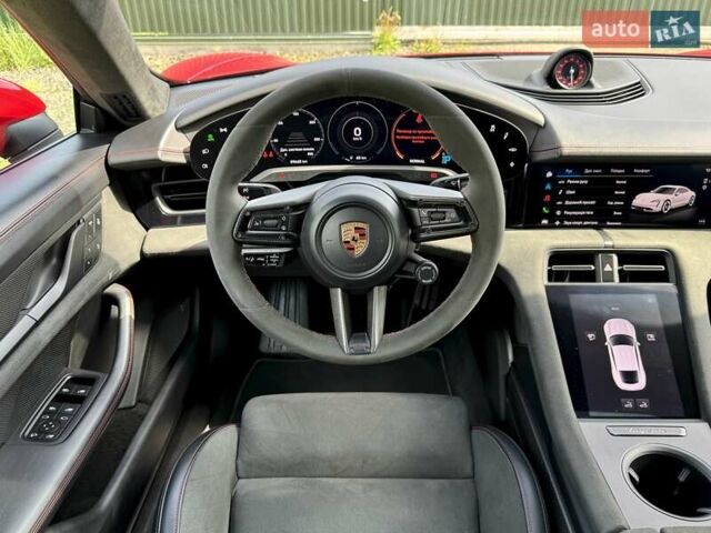 Красный Порше Тайкан, объемом двигателя 0 л и пробегом 60 тыс. км за 73800 $, фото 68 на Automoto.ua