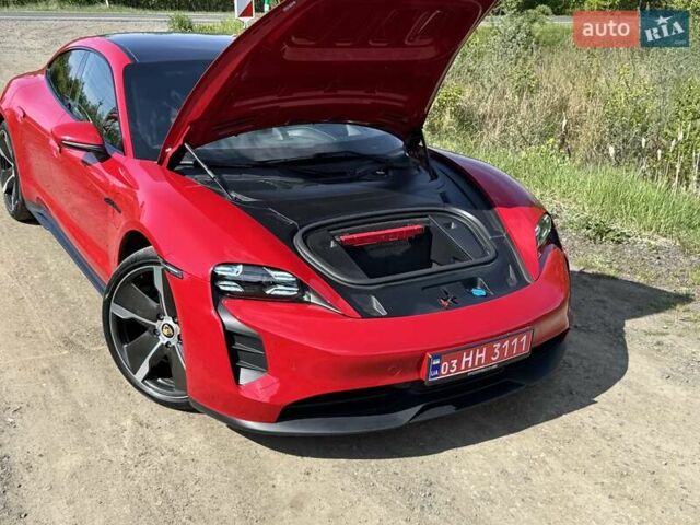 Красный Порше Тайкан, объемом двигателя 0 л и пробегом 60 тыс. км за 73800 $, фото 32 на Automoto.ua