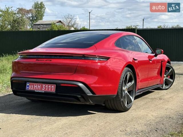 Красный Порше Тайкан, объемом двигателя 0 л и пробегом 60 тыс. км за 73800 $, фото 12 на Automoto.ua