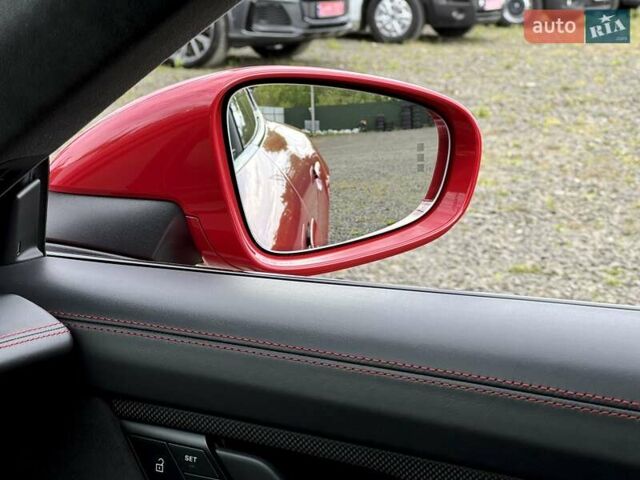 Красный Порше Тайкан, объемом двигателя 0 л и пробегом 60 тыс. км за 73800 $, фото 85 на Automoto.ua