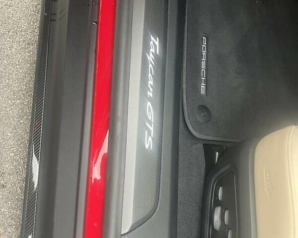 Червоний Порше Тайкан, об'ємом двигуна 0 л та пробігом 18 тис. км за 105000 $, фото 13 на Automoto.ua