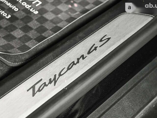 Порше Тайкан, об'ємом двигуна 4.25 л та пробігом 31 тис. км за 75500 $, фото 18 на Automoto.ua