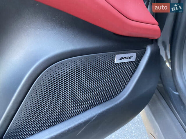 Порше Тайкан, объемом двигателя 0 л и пробегом 72 тыс. км за 51000 $, фото 13 на Automoto.ua