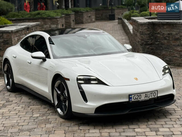 Порше Тайкан 2020 в Киеве на Automoto.ua Порше Тайкан, объемом двигателя 0 л и пробегом 95 тыс. км за 52999 $, фото 11 на Automoto.ua