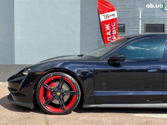Порше Тайкан, объемом двигателя 0 л и пробегом 119 тыс. км за 54999 $, фото 3 на Automoto.ua