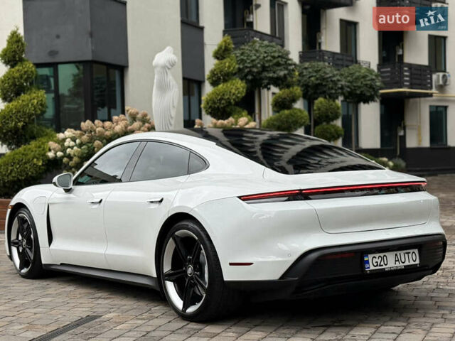 Порше Тайкан 2020 в Киеве на Automoto.ua Порше Тайкан, объемом двигателя 0 л и пробегом 95 тыс. км за 52999 $, фото 14 на Automoto.ua