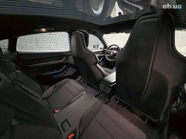 Порше Тайкан, объемом двигателя 0 л и пробегом 43 тыс. км за 71000 $, фото 22 на Automoto.ua