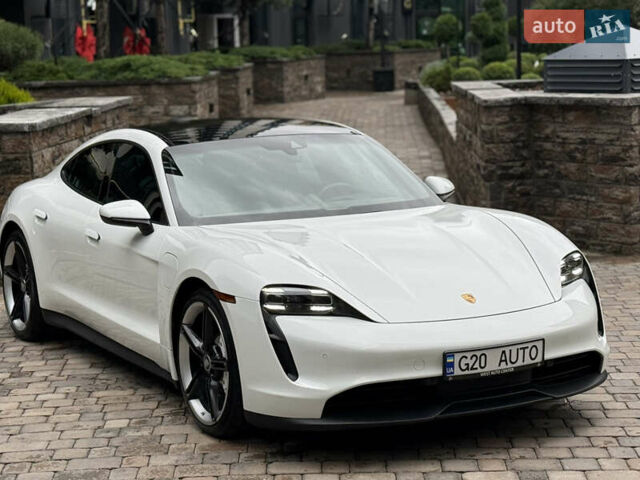 Порше Тайкан 2020 в Киеве на Automoto.ua Порше Тайкан, объемом двигателя 0 л и пробегом 95 тыс. км за 52999 $, фото 8 на Automoto.ua