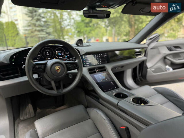 Порше Тайкан, об'ємом двигуна 0 л та пробігом 115 тис. км за 48500 $, фото 19 на Automoto.ua