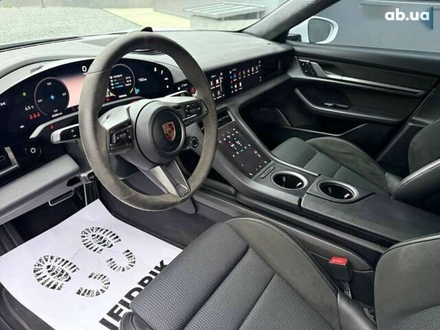 Порше Тайкан, объемом двигателя 0 л и пробегом 43 тыс. км за 71000 $, фото 18 на Automoto.ua