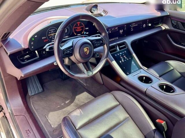 Порше Тайкан, объемом двигателя 0 л и пробегом 26 тыс. км за 67999 $, фото 9 на Automoto.ua