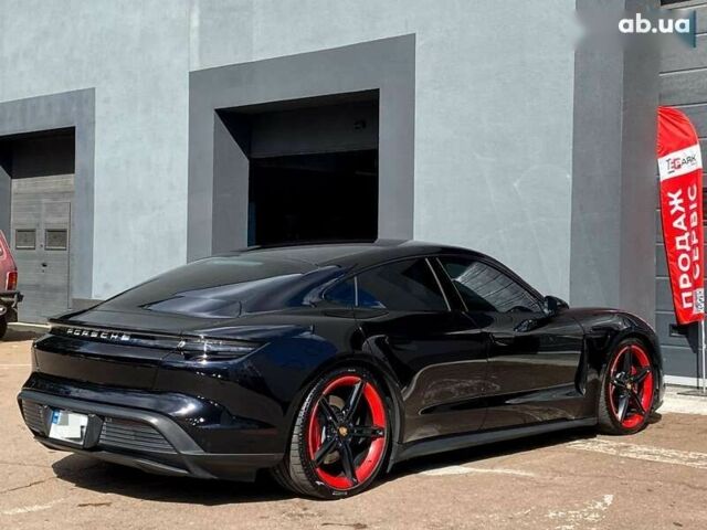 Порше Тайкан, объемом двигателя 0 л и пробегом 119 тыс. км за 54999 $, фото 8 на Automoto.ua
