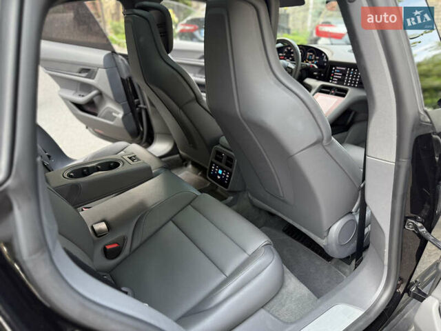 Порше Тайкан, об'ємом двигуна 0 л та пробігом 115 тис. км за 48500 $, фото 16 на Automoto.ua