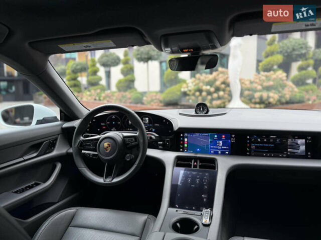 Порше Тайкан 2020 в Киеве на Automoto.ua Порше Тайкан, объемом двигателя 0 л и пробегом 95 тыс. км за 52999 $, фото 35 на Automoto.ua