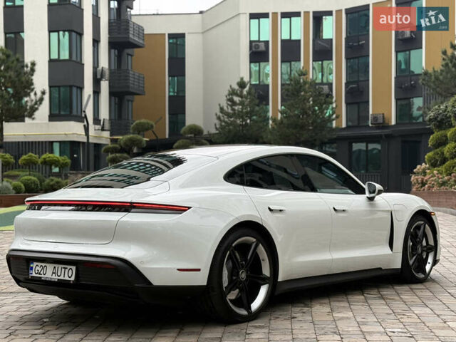 Порше Тайкан 2020 в Киеве на Automoto.ua Порше Тайкан, объемом двигателя 0 л и пробегом 95 тыс. км за 52999 $, фото 15 на Automoto.ua