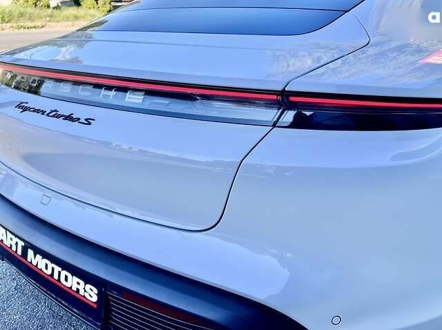 Порше Тайкан, об'ємом двигуна 0 л та пробігом 18 тис. км за 95555 $, фото 13 на Automoto.ua