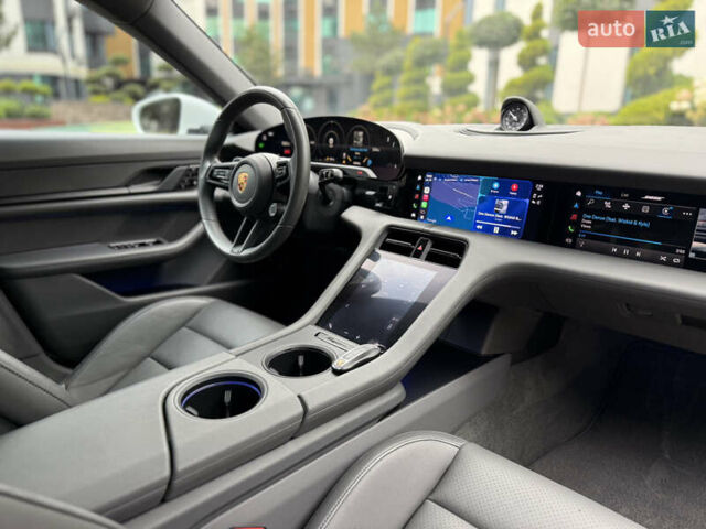 Порше Тайкан 2020 в Киеве на Automoto.ua Порше Тайкан, объемом двигателя 0 л и пробегом 95 тыс. км за 52999 $, фото 40 на Automoto.ua