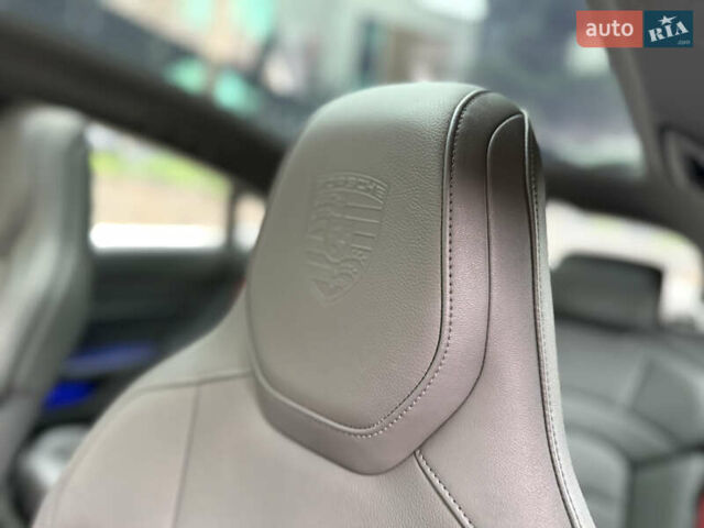 Порше Тайкан 2020 в Киеве на Automoto.ua Порше Тайкан, объемом двигателя 0 л и пробегом 95 тыс. км за 52999 $, фото 25 на Automoto.ua