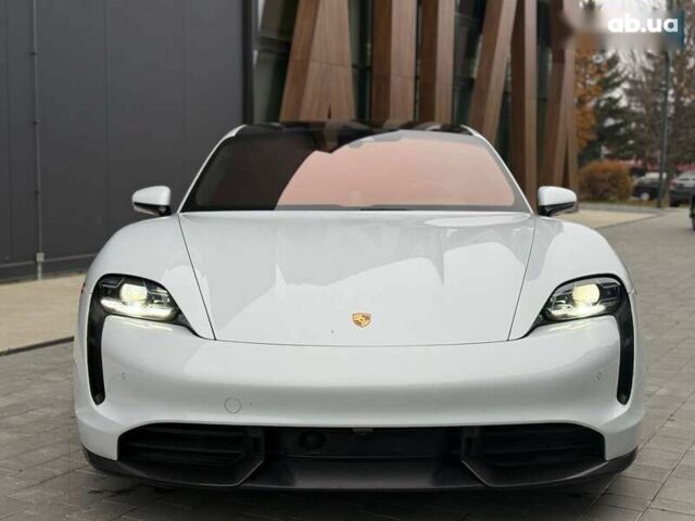 Порше Тайкан, объемом двигателя 0 л и пробегом 43 тыс. км за 71000 $, фото 2 на Automoto.ua