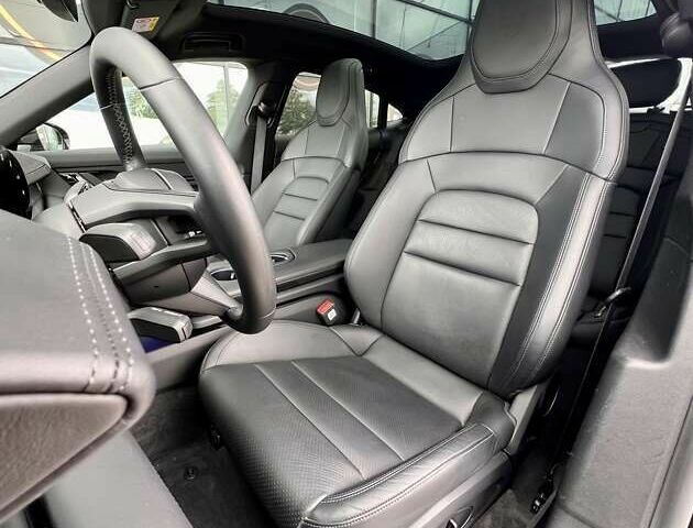 Порше Тайкан, об'ємом двигуна 0 л та пробігом 24 тис. км за 71000 $, фото 24 на Automoto.ua