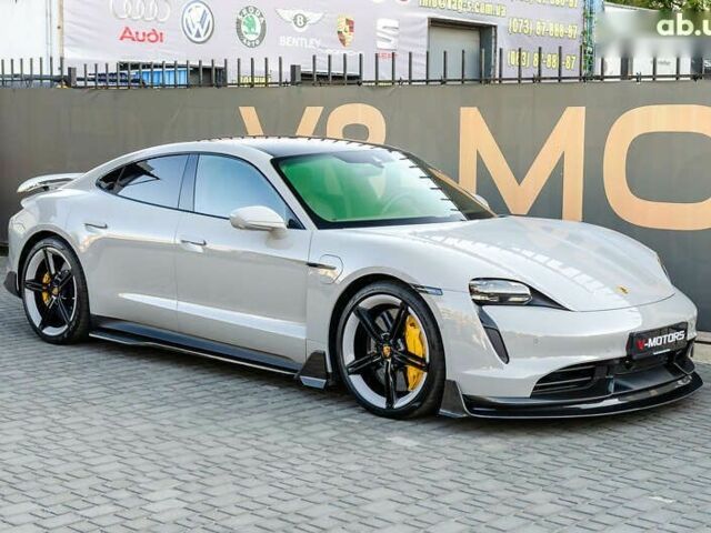 Порше Тайкан, объемом двигателя 0 л и пробегом 28 тыс. км за 117777 $, фото 2 на Automoto.ua