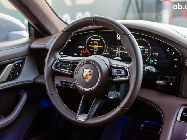 Порше Тайкан, объемом двигателя 0 л и пробегом 28 тыс. км за 117777 $, фото 22 на Automoto.ua