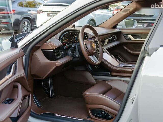 Порше Тайкан, объемом двигателя 0 л и пробегом 28 тыс. км за 117777 $, фото 20 на Automoto.ua