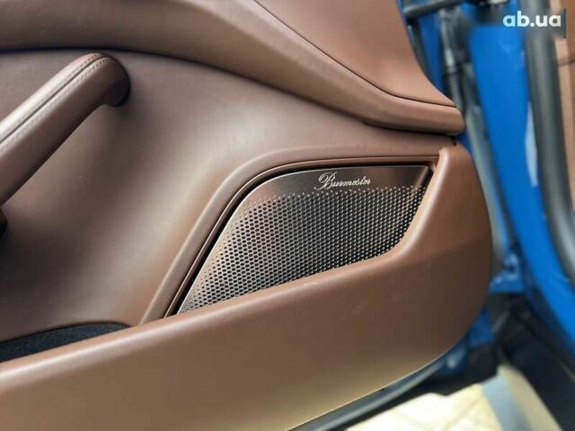 Порше Тайкан, объемом двигателя 0 л и пробегом 3 тыс. км за 130000 $, фото 29 на Automoto.ua