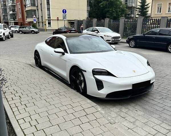 Порше Тайкан, объемом двигателя 0 л и пробегом 41 тыс. км за 96000 $, фото 7 на Automoto.ua