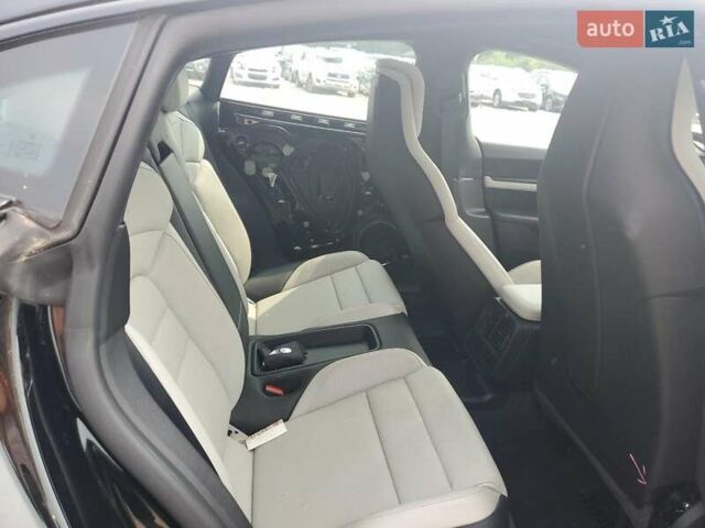 Порше Тайкан, об'ємом двигуна 0 л та пробігом 54 тис. км за 25200 $, фото 9 на Automoto.ua