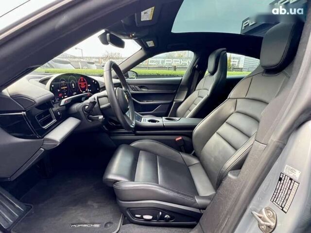 Порше Тайкан, объемом двигателя 0 л и пробегом 14 тыс. км за 57900 $, фото 26 на Automoto.ua