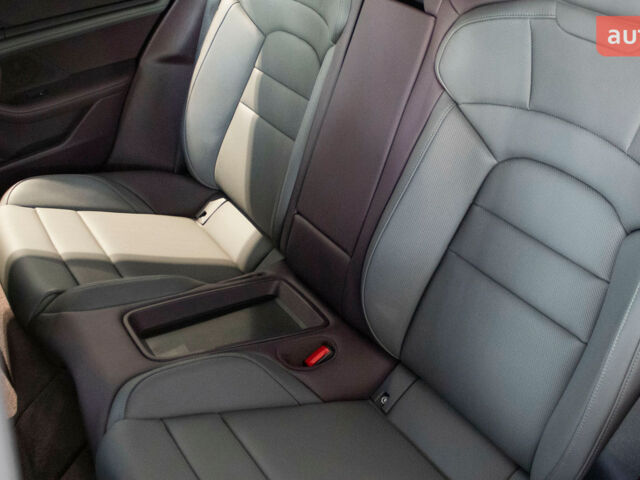 Порше Тайкан, объемом двигателя 0 л и пробегом 0 тыс. км за 112146 $, фото 11 на Automoto.ua