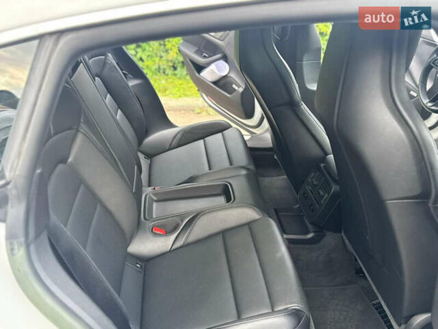 Порше Тайкан, об'ємом двигуна 0 л та пробігом 17 тис. км за 58100 $, фото 36 на Automoto.ua