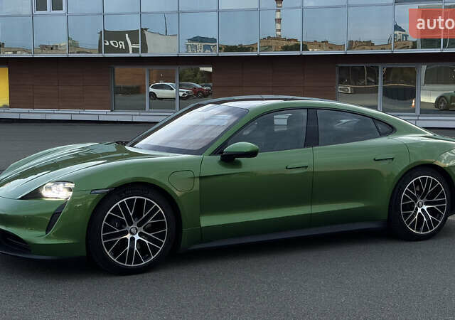 Порше Тайкан, объемом двигателя 0 л и пробегом 54 тыс. км за 67000 $, фото 11 на Automoto.ua